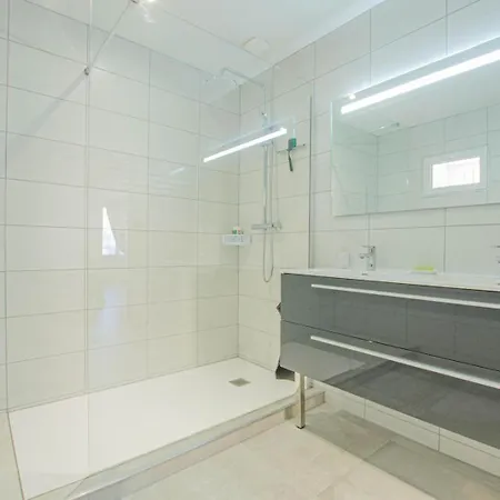 Le Clos De La Digue Дом отдыха