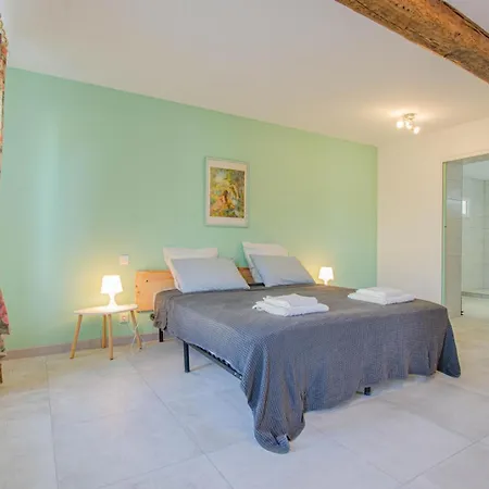 Le Clos De La Digue Дом отдыха